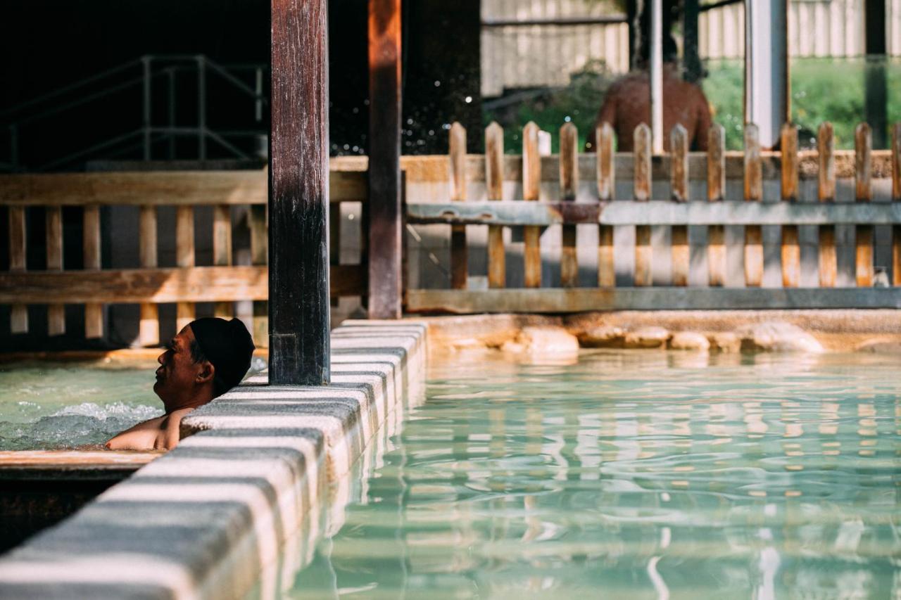 Cdr Hotspring Resort Liugui Buitenkant foto