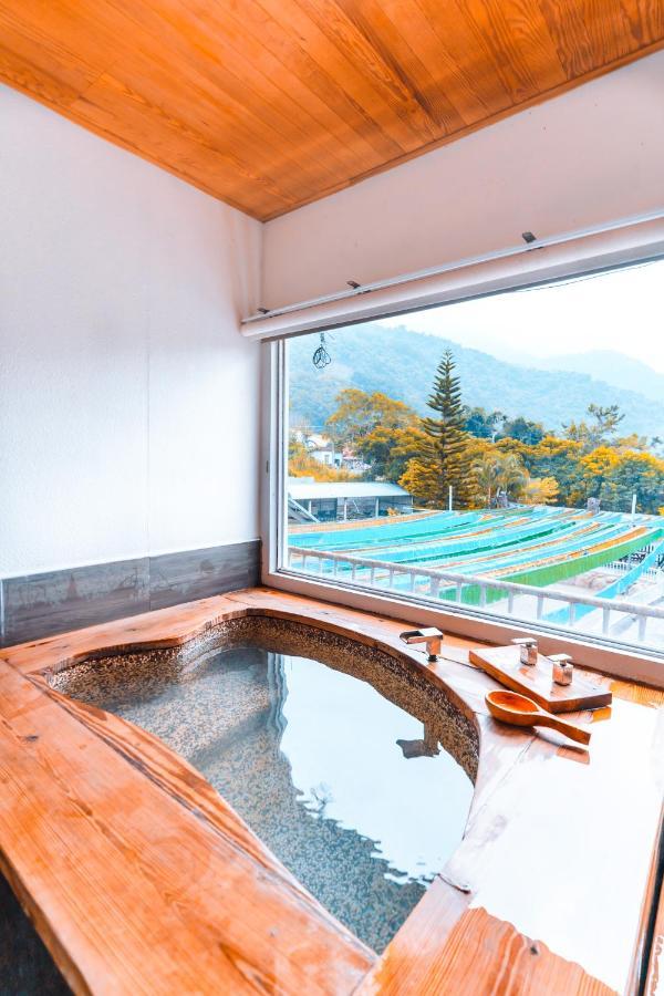Cdr Hotspring Resort Liugui Buitenkant foto