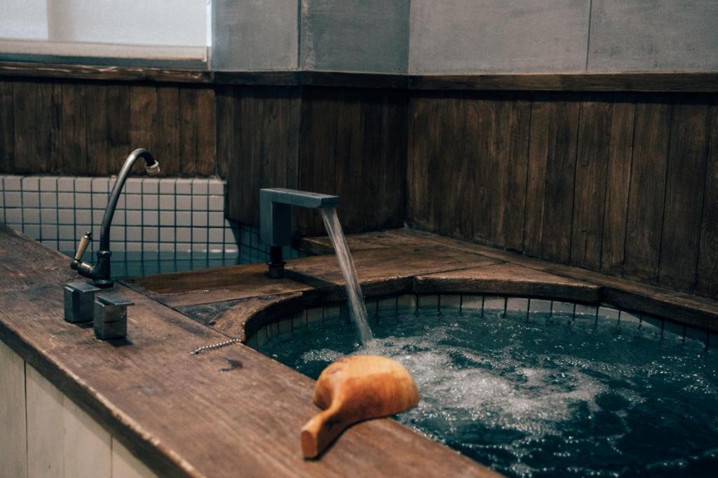 Cdr Hotspring Resort Liugui Buitenkant foto